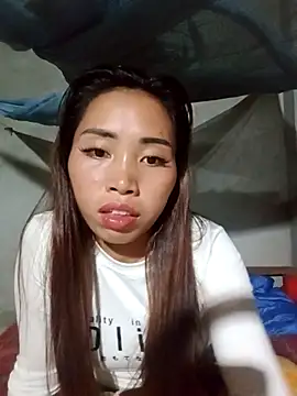 Snapshot of sulove_xx chatting on October 11, 11:42 am sulove xx online show from October 11, 11:42 am