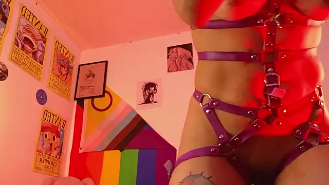 bella thixx online show from February 7, 4:05 am