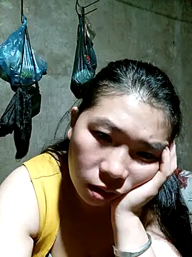 quynhkoolbae online show from October 3, 1:08 pm