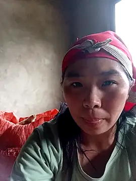 quynhkoolbae online show from October 13, 9:42 am