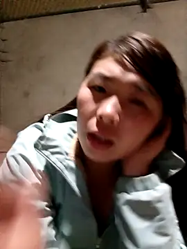 quynhkoolbae online show from November 26, 1:01 pm