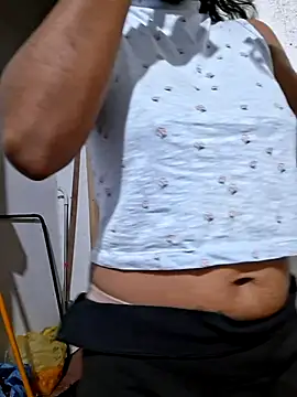 sunny sweet online show from July 24, 8:40 pm