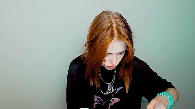 Snapshot of GuessMe___ chatting on September 21, 9:49 pm GuessMe    online show from September 21, 9:49 pm