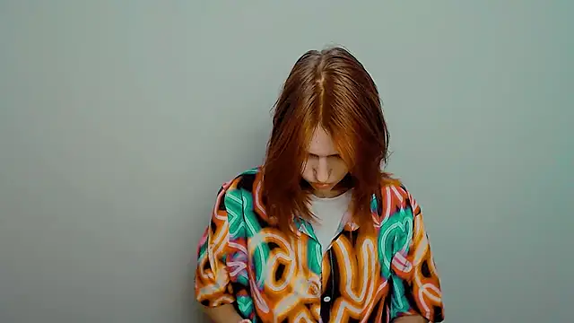 Snapshot of GuessMe___ chatting on October 6, 8:06 pm GuessMe    online show from October 6, 8:06 pm