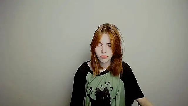 Snapshot of GuessMe___ chatting on October 23, 2:44 am GuessMe    online show from October 23, 2:44 am