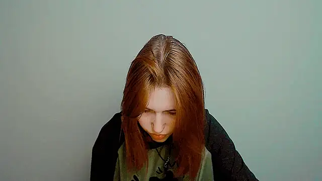 Snapshot of GuessMe___ chatting on October 29, 10:33 pm GuessMe    online show from October 29, 10:33 pm