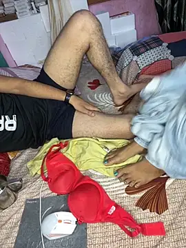 Hot Nude45 online show from October 6, 7:55 pm