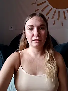 KisaVixen online show from October 3, 9:17 am