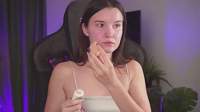 Snapshot of AgataWillis chatting on September 30, 7:46 am AgataWillis online show from September 30, 7:46 am