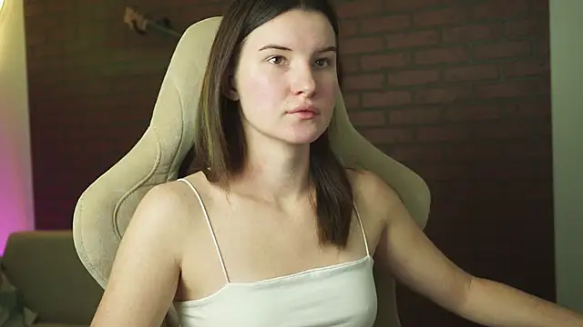 Snapshot of AgataWillis chatting on October 1, 4:29 am AgataWillis online show from October 1, 4:29 am