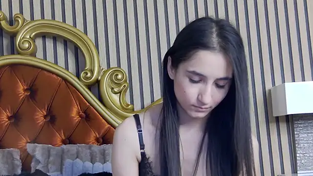 CarolinaBlair online show from May 2, 5:23 am