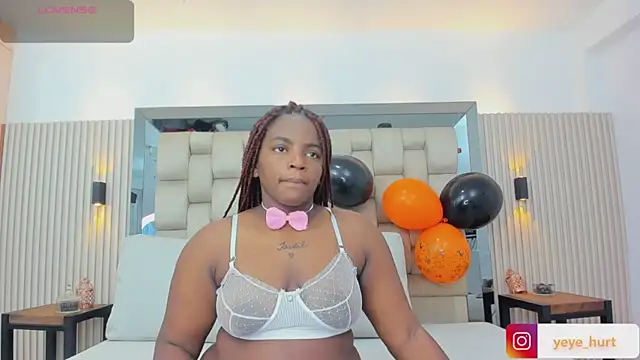 nahomye teylor online show from November 1, 3:08 am