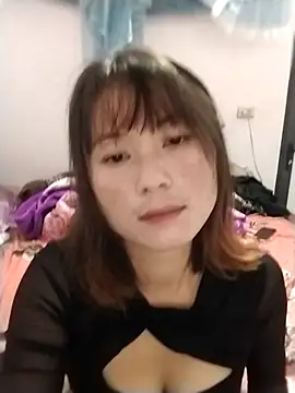 Snapshot of linda_bae00 chatting on October 1, 1:22 am linda bae00 online show from October 1, 1:22 am