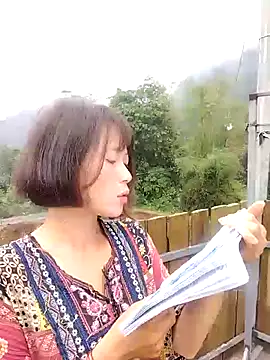 Snapshot of linda_bae00 chatting on October 20, 12:55 am linda bae00 online show from October 20, 12:55 am