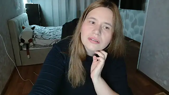 AdelinaLawson online show from May 15, 5:25 am