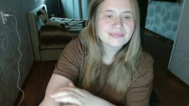 AdelinaLawson online show from May 21, 4:03 pm