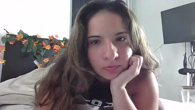   abrill   online show from May 14, 3:24 am