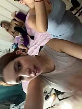 Snapshot of olivia_jass chatting on December 18, 4:40 am olivia jass online show from December 18, 4:40 am