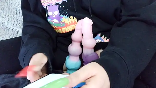 fetishslut4u online show from September 13, 3:23 pm
