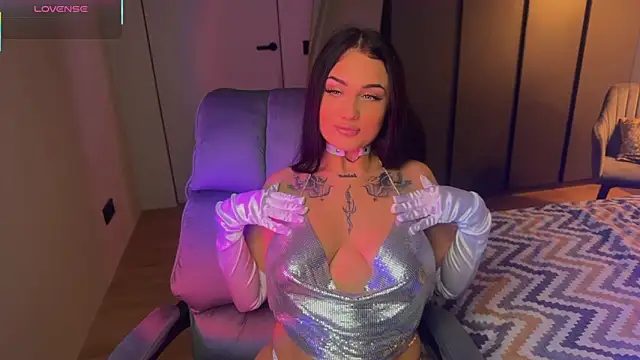 Snapshot of mygoddesshecate chatting on September 26, 2:43 pm mygoddesshecate online show from September 26, 2:43 pm