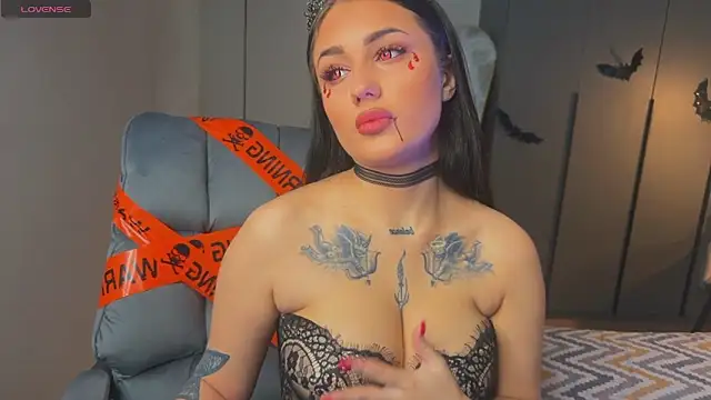 Snapshot of mygoddesshecate chatting on October 28, 5:44 am mygoddesshecate online show from October 28, 5:44 am