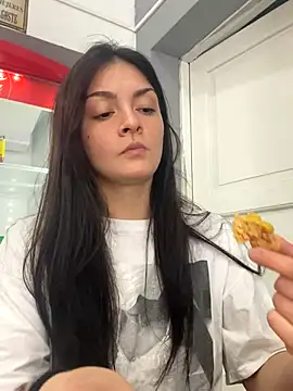 Danielaeliana online show from September 15, 6:30 pm