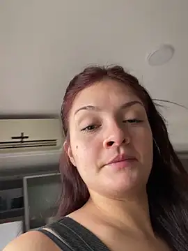 Snapshot of Danielaeliana chatting on June 9, 5:35 pm Danielaeliana online show from June 9, 5:35 pm