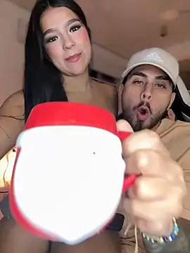 Snapshot of Tomas_Olivia chatting on December 3, 6:10 am Tomas Olivia online show from December 3, 6:10 am