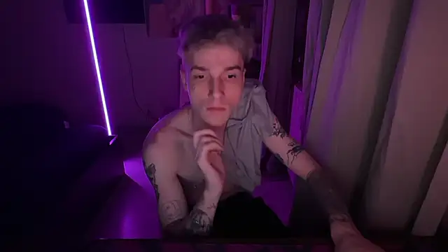 davesinner online show from April 28, 2:10 am