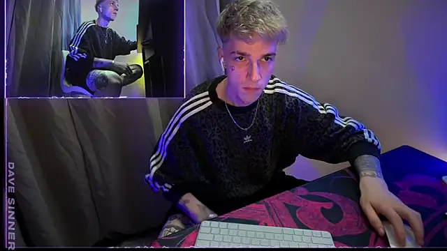 davesinner online show from May 11, 9:01 pm