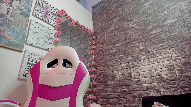 karoll  sex online show from March 9, 1:04 pm