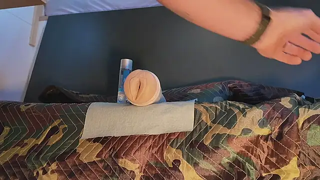 Snapshot of jnerhers chatting on November 2, 5:04 pm jnerhers online show from November 2, 5:04 pm