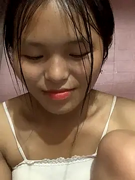 Snapshot of milo_bae chatting on September 14, 9:30 am milo bae online show from September 14, 9:30 am
