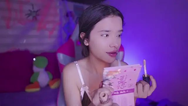 Lana Dreams  online show from October 31, 11:17 pm