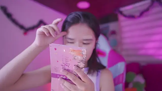 Lana Dreams  online show from December 4, 12:53 am