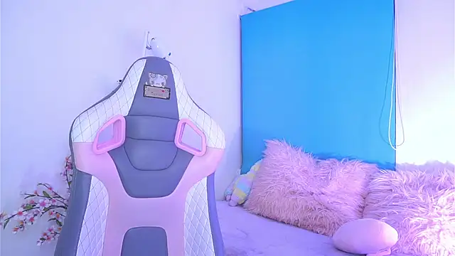 Lana Dreams  online show from March 26, 12:28 am