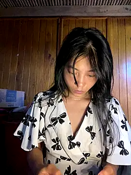 EmLy02 online show from September 27, 3:44 am