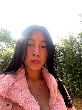 EmLy02 online show from December 2, 2:17 am