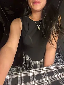 EmLy02 online show from February 1, 7:40 am