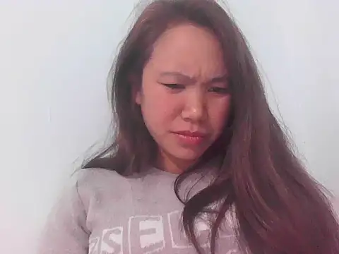 fanchunn online show from February 10, 1:15 pm