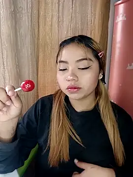 Emily  Hott online show from March 18, 4:54 pm