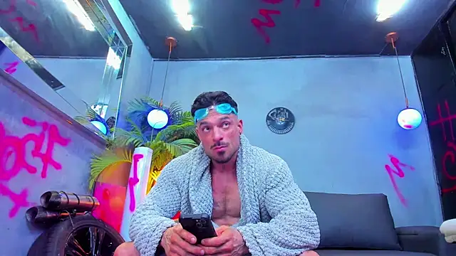 dennis cox1 online show from September 11, 12:22 am