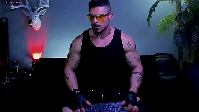 dennis cox1 online show from February 22, 6:35 am