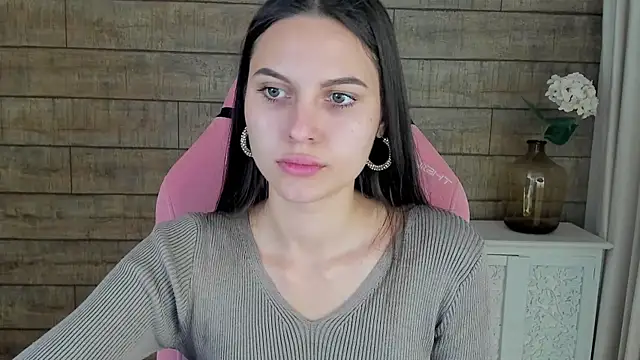 AlisaVersailles online show from October 7, 4:04 pm