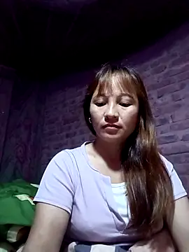 Mini3333 online show from May 8, 11:43 pm