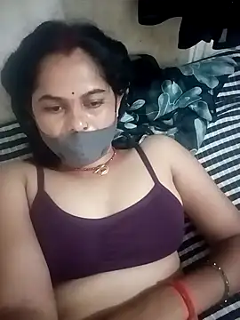 Snapshot of JULEE-740 chatting on October 6, 10:18 pm JULEE-740 online show from October 6, 10:18 pm