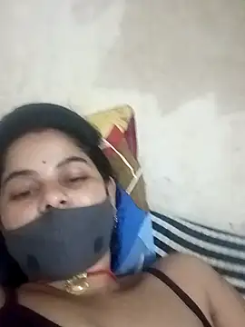 Snapshot of JULEE-740 chatting on October 14, 11:27 pm JULEE-740 online show from October 14, 11:27 pm