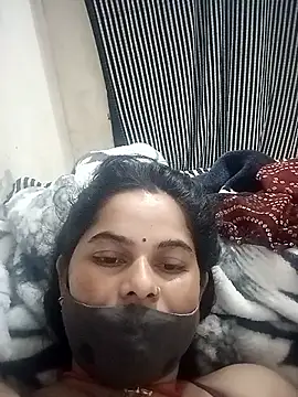 Snapshot of JULEE-740 chatting on October 25, 12:18 am JULEE-740 online show from October 25, 12:18 am