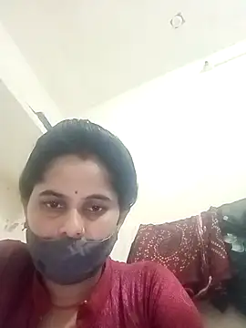 Snapshot of JULEE-740 chatting on October 31, 8:26 am JULEE-740 online show from October 31, 8:26 am