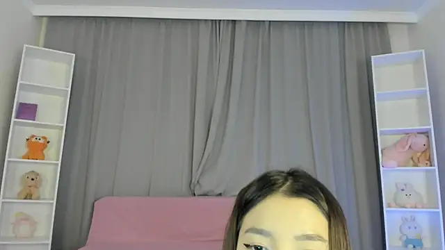 yayongg online show from October 30, 1:23 pm